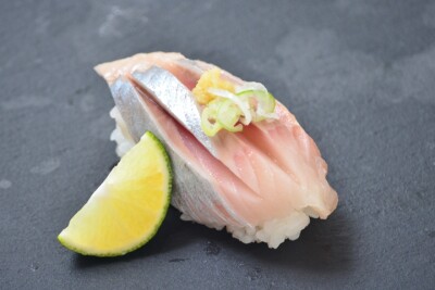 画像：立食い寿司 根室花まる エキュートエディション新橋店